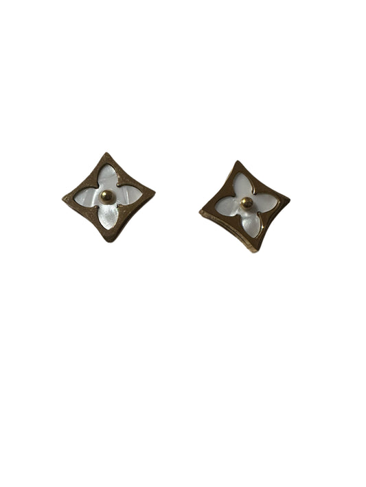 Pendientes en forma de flor