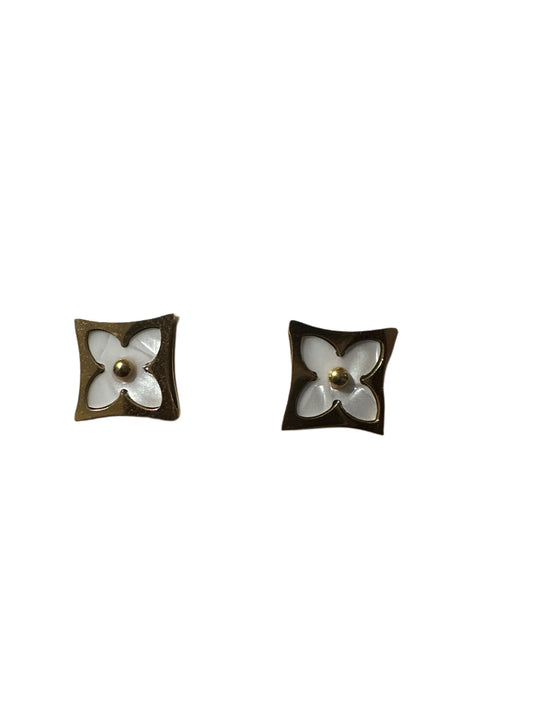 Pendientes en forma de flor