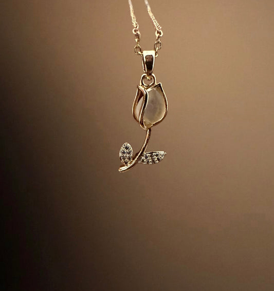 Alternativa collar en forma de Tulipán