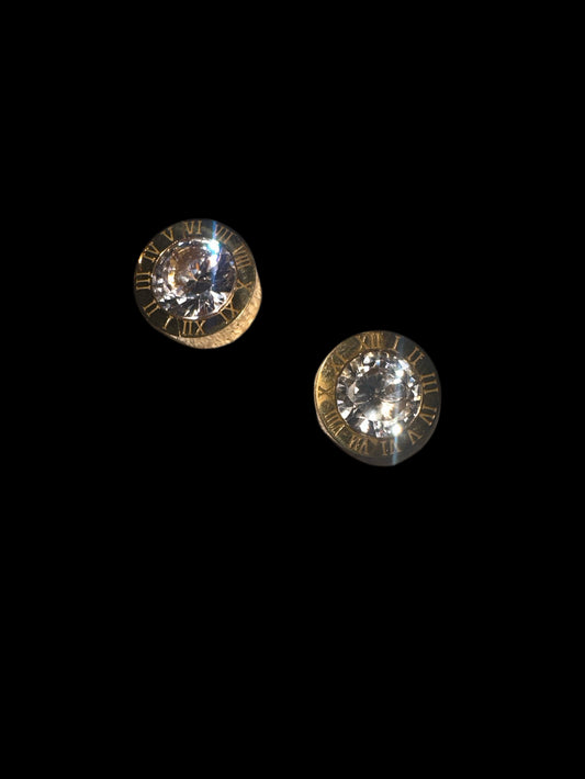 Pendientes brillantes redondos